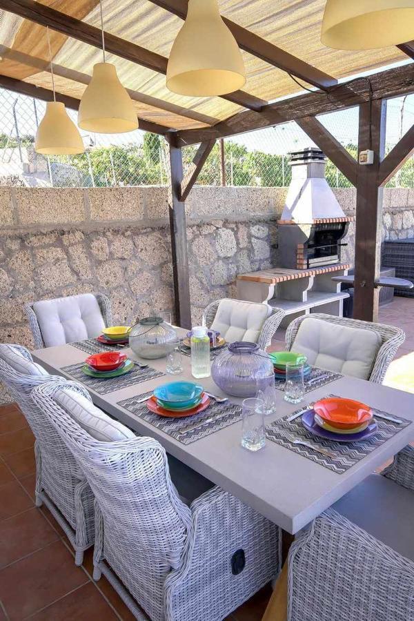 Villa Rural Casa Blanca By Tenerife Rental & Sales Granadilla De Abona Eksteriør billede